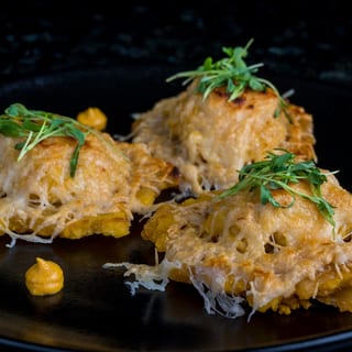 Aji De Gallina Tostones
